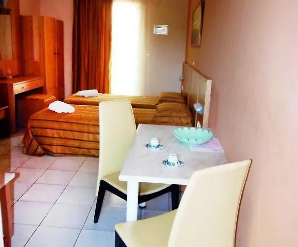 Synodinos Studios Apartment *