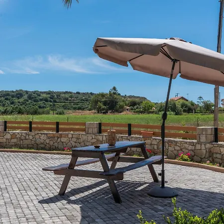 Apartament Synodinos Lixouri