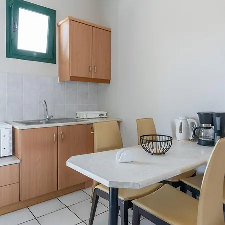 Synodinos Studios Apartment