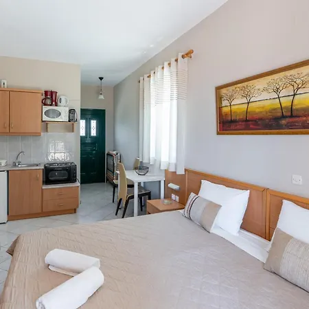 Synodinos Studios Apartment *