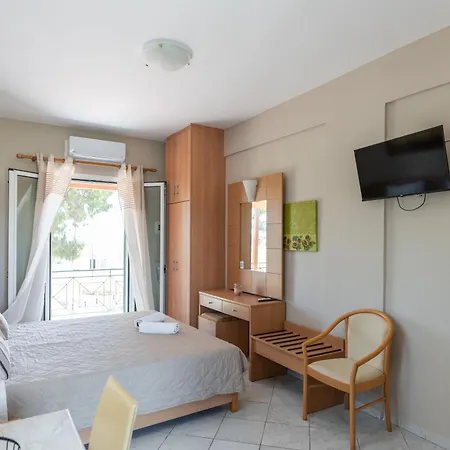 Synodinos Studios Apartment